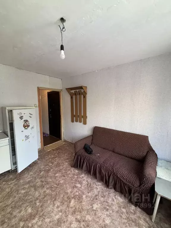 Комната Челябинская область, Челябинск ул. Молодогвардейцев, 41Ак2 ... - Фото 1