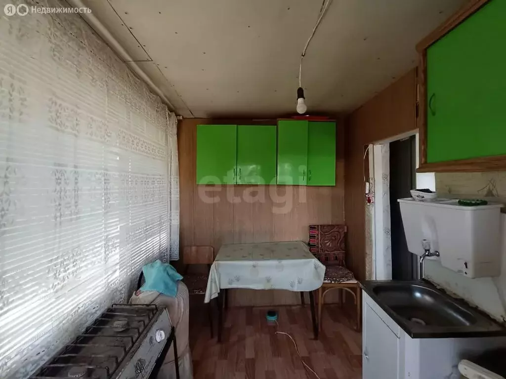 Дом в Весенний сельсовет, СНТ Карачи, 3-я линия (20 м) - Фото 0