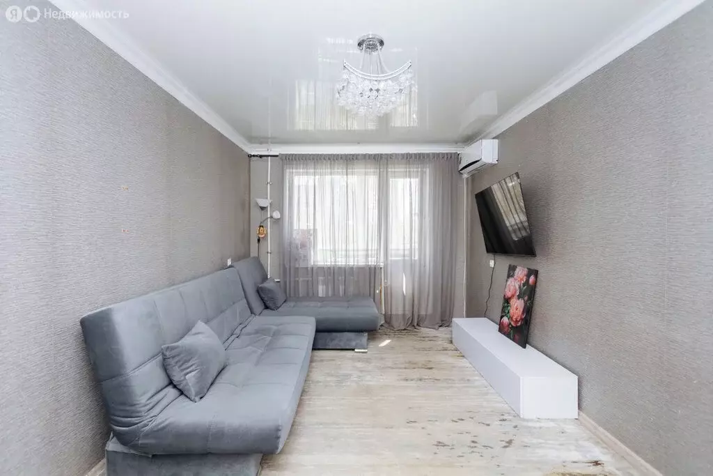 2-комнатная квартира: Казань, улица Батыршина, 13 (50 м) - Фото 1