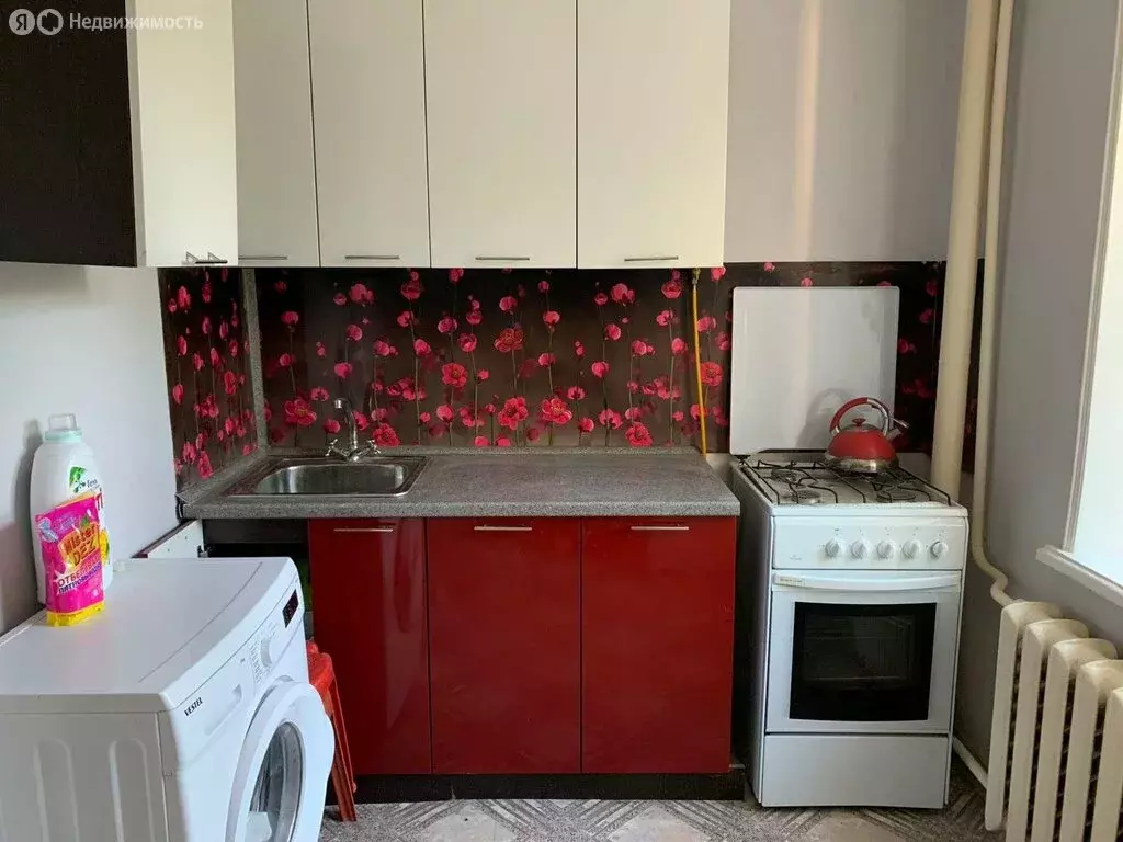 1-комнатная квартира: Нальчик, улица Идарова, 2 (49 м) - Фото 1
