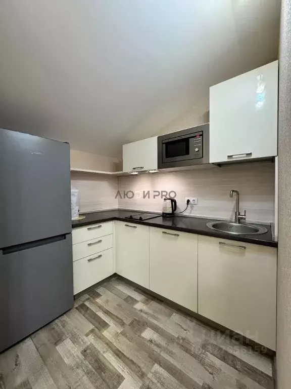 2-к кв. Кировская область, Киров ул. Щорса, 37А (57.6 м) - Фото 1