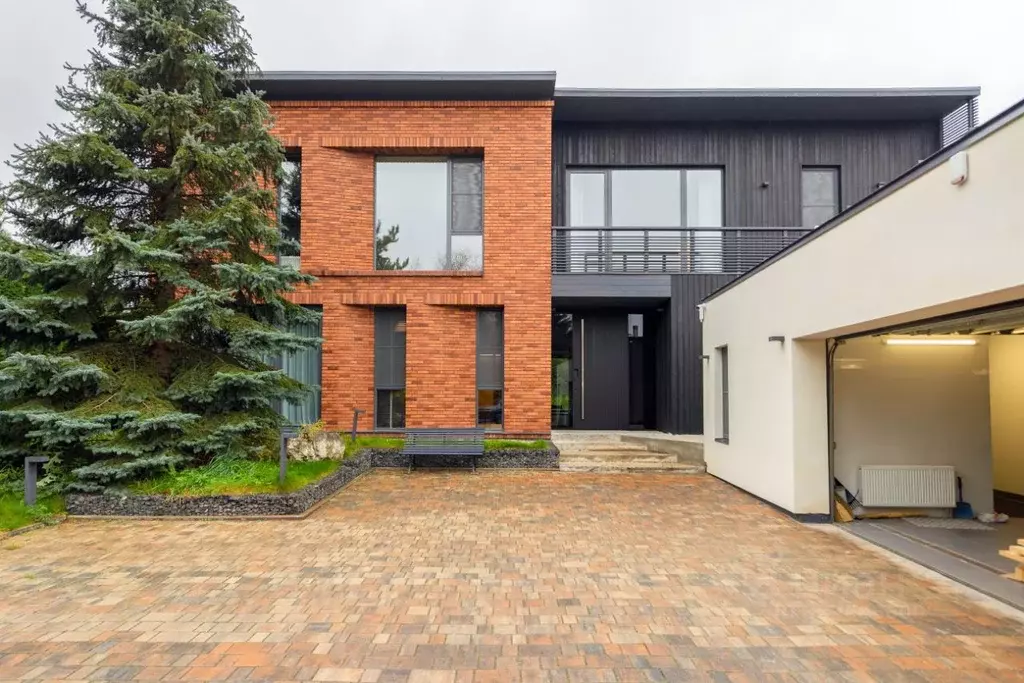 Коттедж в Московская область, Одинцовский городской округ, д. ... - Фото 1