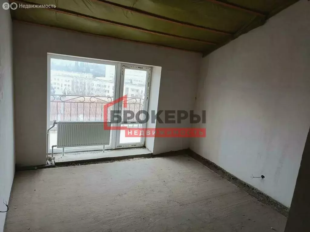 3-комнатная квартира: Севастополь, улица Вакуленчука, 28 (81.9 м) - Фото 2