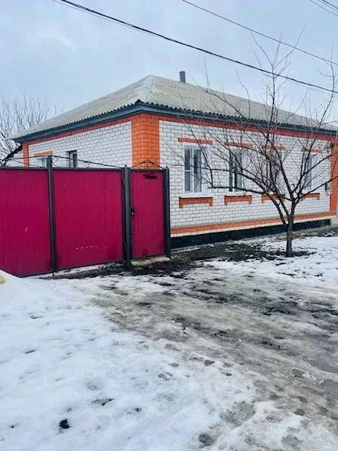 Дом в Белгородская область, Алексеевка Кольцевой пер. (82 м) - Фото 0