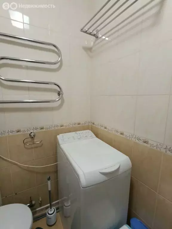 3-комнатная квартира: Евпатория, улица Дёмышева, 102 (55 м) - Фото 1