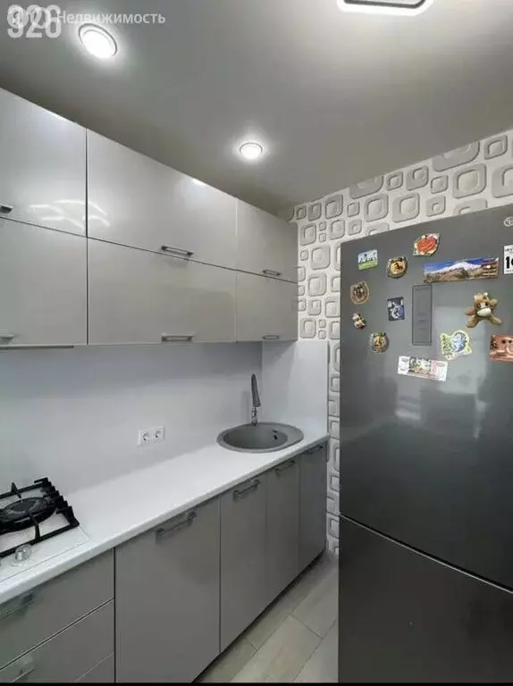 2-комнатная квартира: Феодосия, улица Анюнаса, 4 (40.5 м) - Фото 1