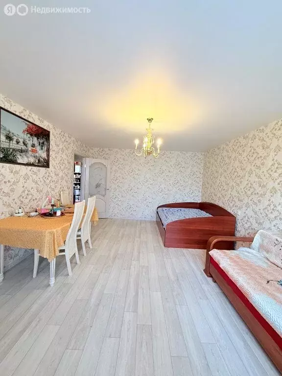 4-комнатная квартира: Волжский, улица Академика Королёва, 6А (76 м) - Фото 1