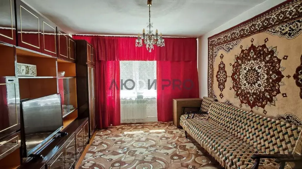 3-к кв. Саратовская область, Саратов ул. Имени П.И. Чайковского, 1 ... - Фото 1