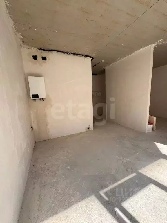 1-к кв. Крым, Сакский район, с. Штормовое ул. 60 лет Октября (46.9 м) - Фото 1