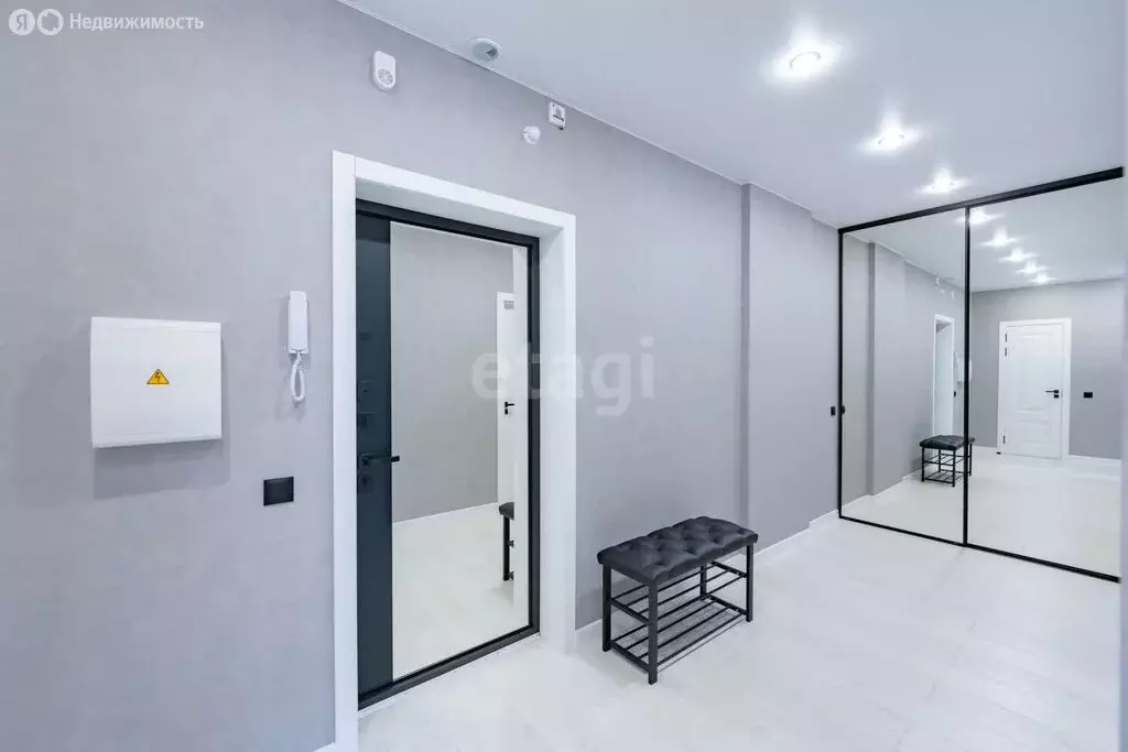 2-комнатная квартира: Пермь, Переселенческая улица, 98 (62 м) - Фото 1