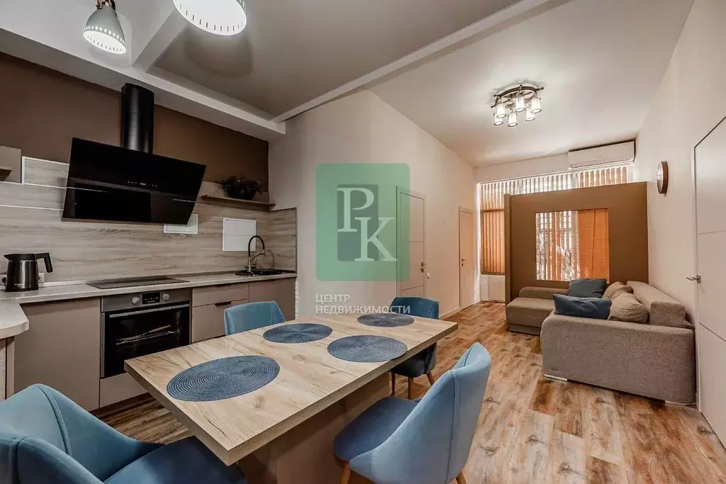 2-к кв. Севастополь ул. Вакуленчука, 53/8 (66.6 м) - Фото 2