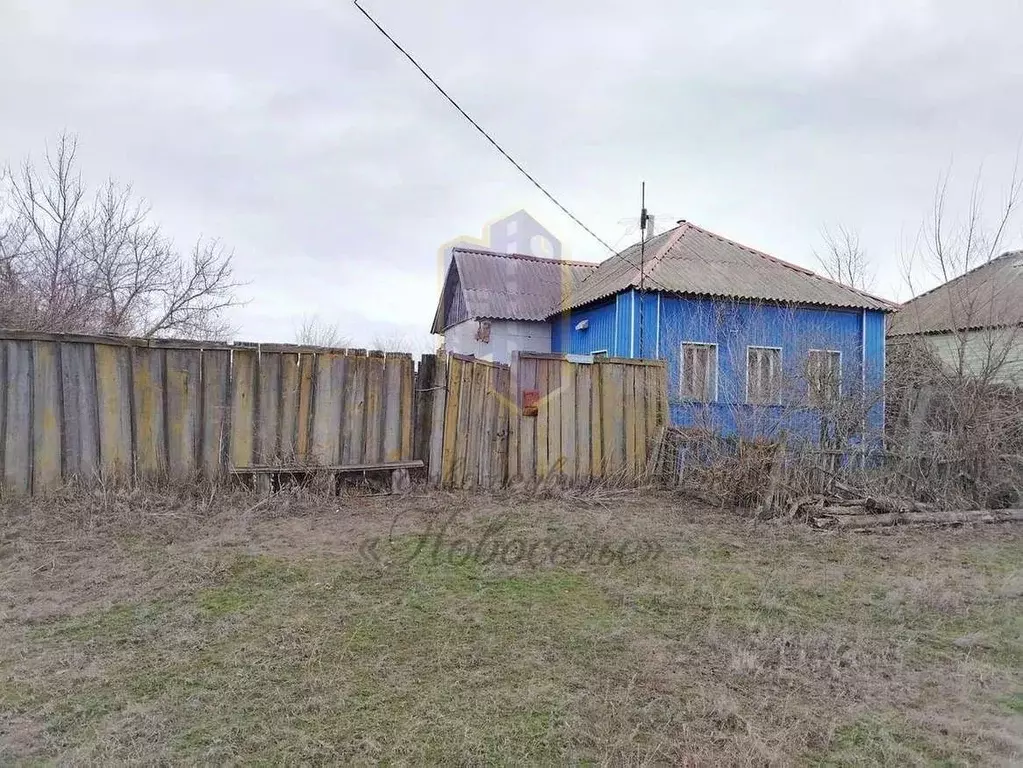 Дом в Белгородская область, Старооскольский городской округ, с. ... - Фото 1