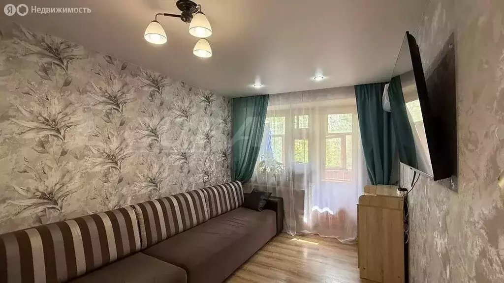 2-комнатная квартира: Тюмень, улица Беляева, 15 (40.1 м) - Фото 1