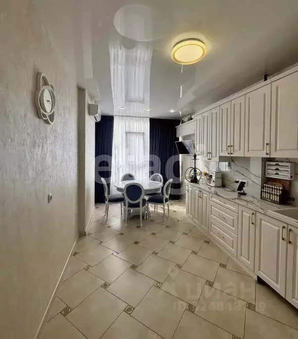 2-к кв. Крым, Евпатория просп. Победы, 85А (52.1 м) - Фото 1