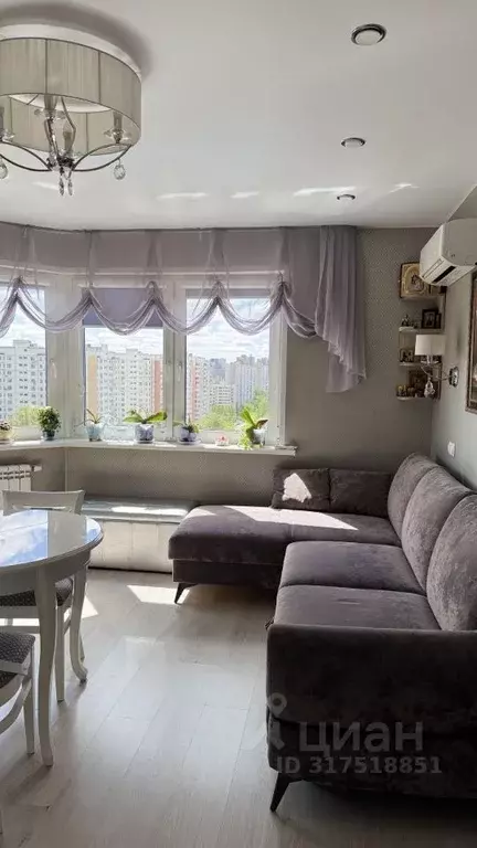 3-к кв. Москва ул. Дмитрия Ульянова, 23к1 (72.4 м) - Фото 0