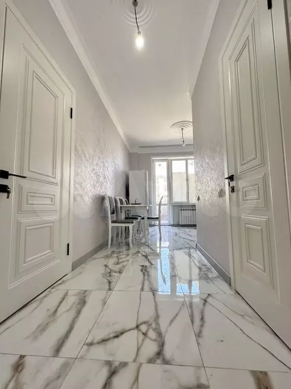 2-к. квартира, 60 м, 8/8 эт. - Фото 0