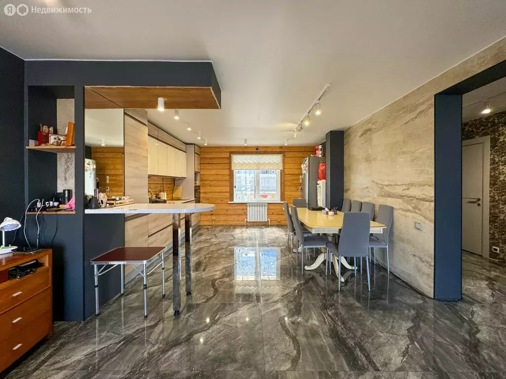 Дом в Владивосток, Калининградская улица, 33 (195.9 м) - Фото 1