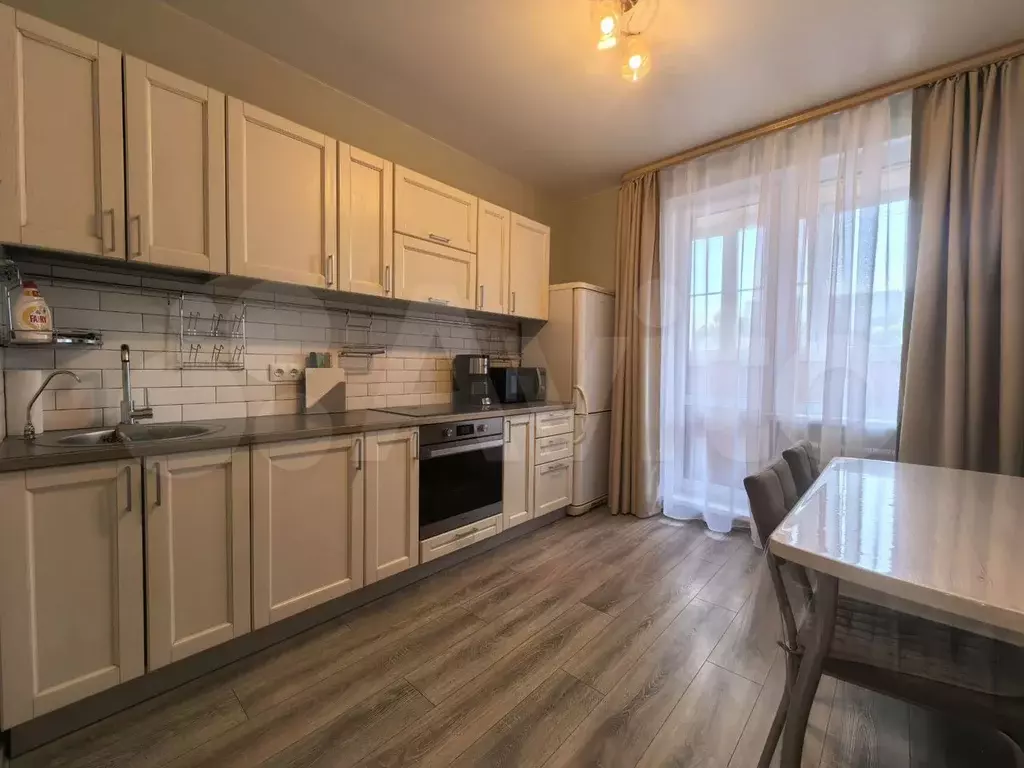 1-к. квартира, 40 м, 15/16 эт. - Фото 0