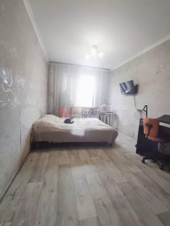 1-к. квартира, 30 м, 4/9 эт. - Фото 0