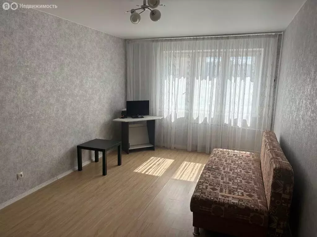 1-комнатная квартира: Екатеринбург, Кольцевая улица, 37 (36.3 м) - Фото 1