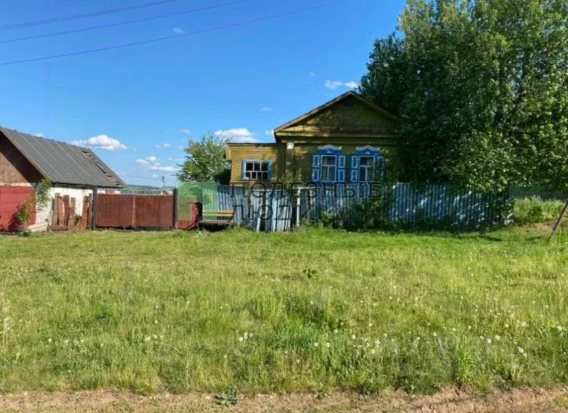 Дом в Башкортостан, Туймазинский район, с. Кандры Нагорная ул., 48 (72 ... - Фото 0