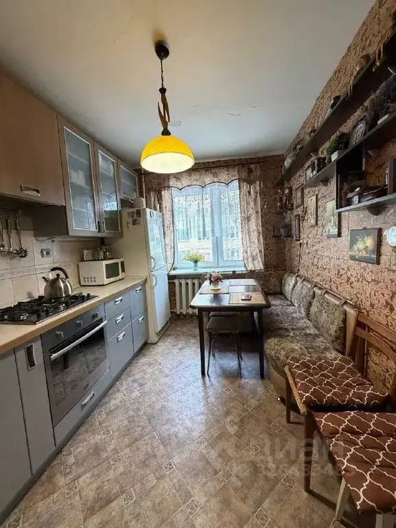 2-к кв. Саратовская область, Саратов Ульяновская ул., 27/35 (57.7 м) - Фото 2