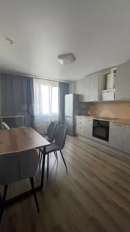 2-к. квартира, 64 м, 13/17 эт. - Фото 0