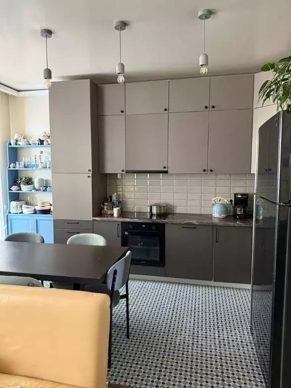 4-к кв. Омская область, Омск ул. Красный Путь, 105к4 (92.0 м) - Фото 1