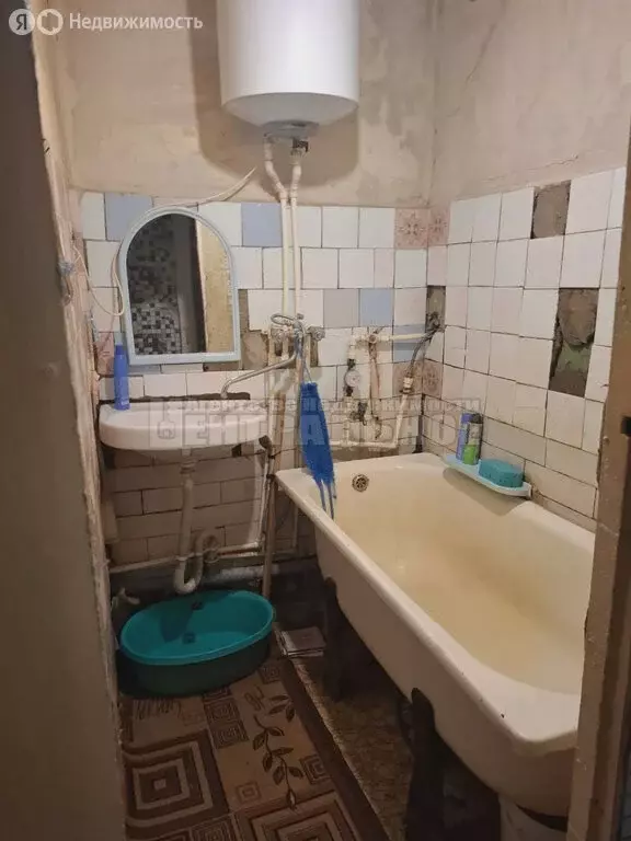 3-комнатная квартира: Починок, Полевая улица, 8 (51.6 м) - Фото 0