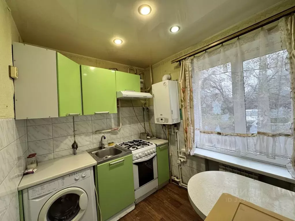 3-к кв. Новгородская область, Малая Вишера Пушкинская ул., 46 (51.9 м) - Фото 1