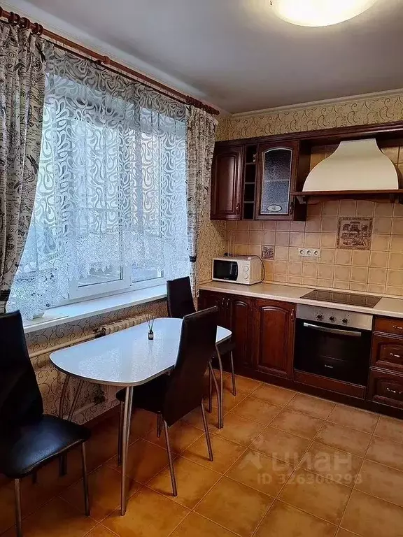 3-к кв. Москва ул. Москворечье, 4К5 (74.0 м) - Фото 0