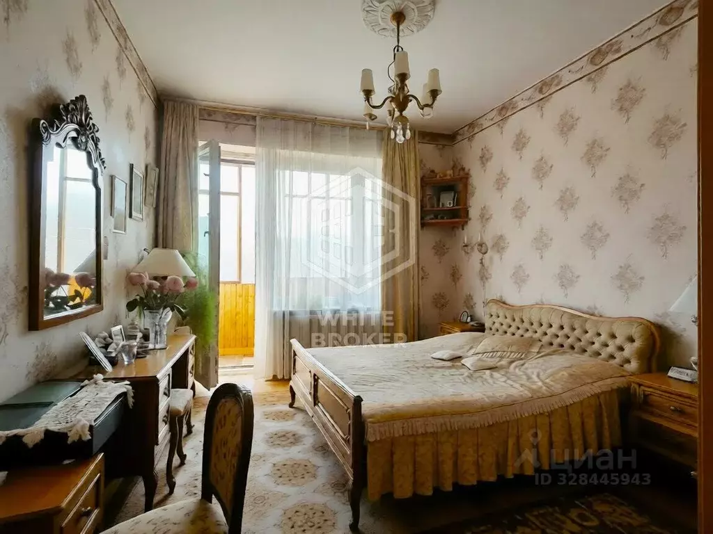 3-к кв. Москва Профсоюзная ул., 45К1 (107.7 м) - Фото 1