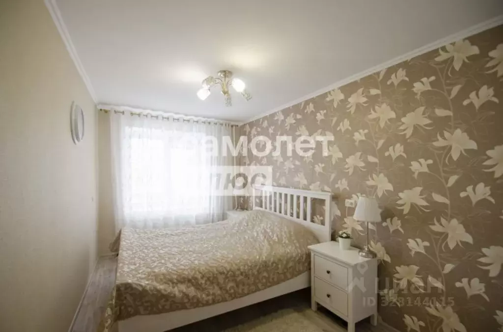 4-к кв. Омская область, Омск ул. Химиков, 6 (72.2 м) - Фото 1