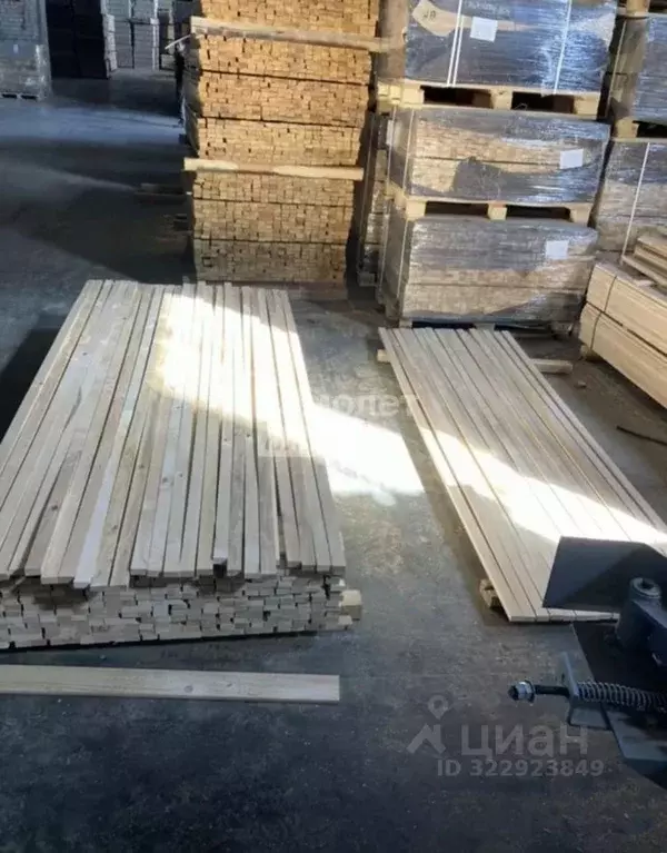 Производственное помещение в Смоленская область, с. Угра  (19985 м) - Фото 1