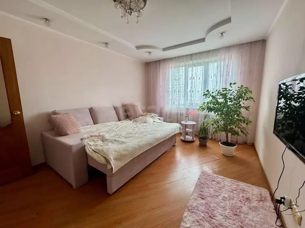 3-к кв. Приморский край, Владивосток ул. Нейбута, 83 (66.7 м) - Фото 0