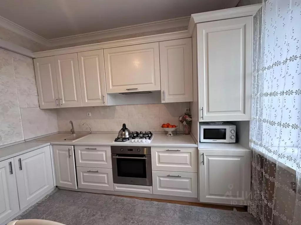 3-к кв. Дагестан, Каспийск ул. Каспийская, 8В (92.0 м) - Фото 0