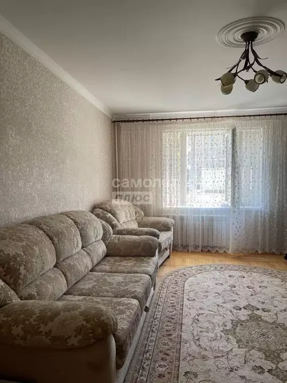 1-к кв. Кабардино-Балкария, Нальчик ул. Ю.А. Гагарина, 24 (41.0 м) - Фото 0