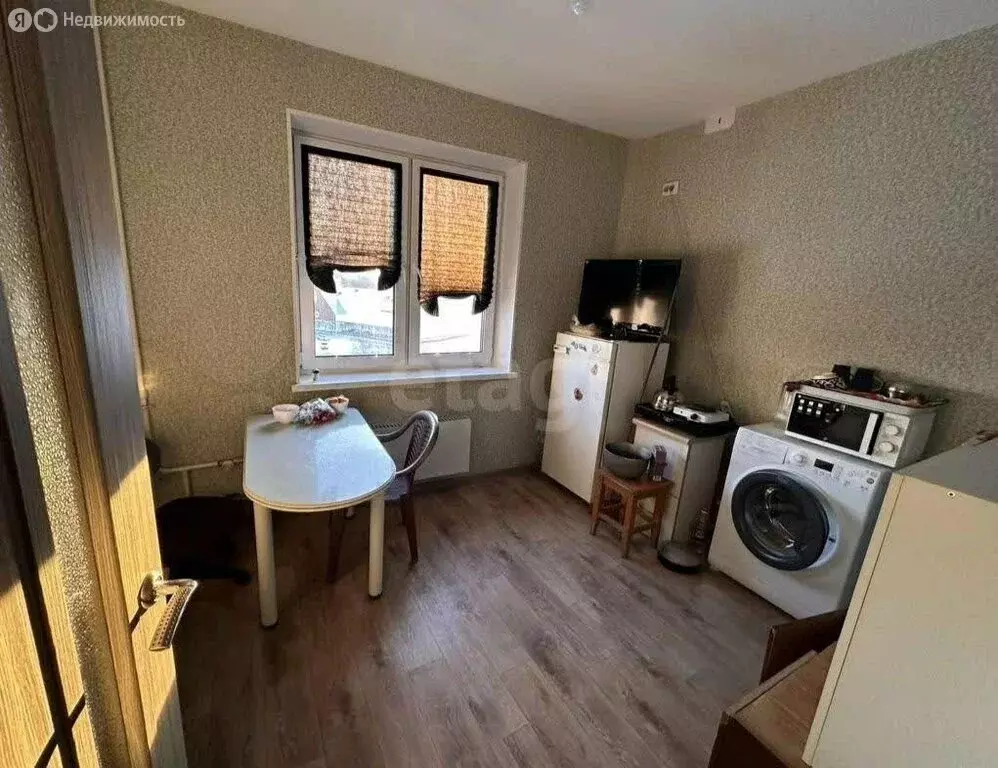 1-комнатная квартира: Омск, 6-й Амурский проезд, 6 (37 м) - Фото 1