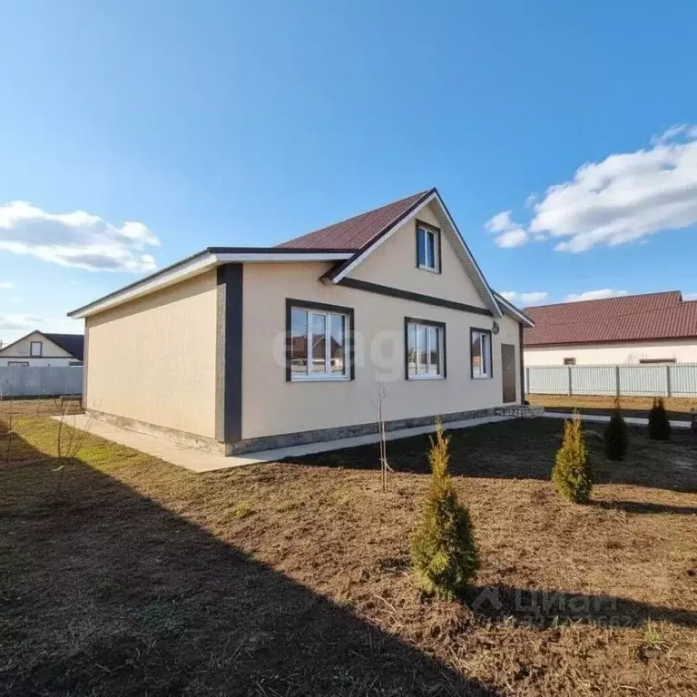 Дом в Самарская область, Кинель Хвойная ул., 38 (120 м) - Фото 1