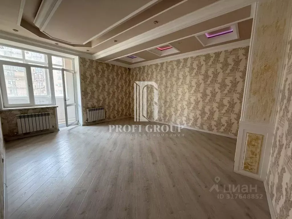 2-к кв. Дагестан, Каспийск просп. Акулиничева (85.0 м) - Фото 0