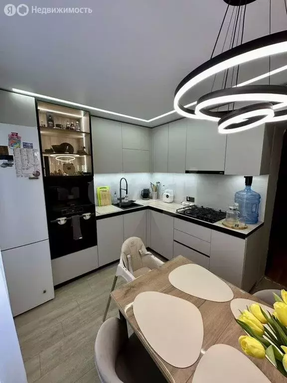 2-комнатная квартира: Ухта, набережная Нефтяников, 15 (50.1 м) - Фото 1