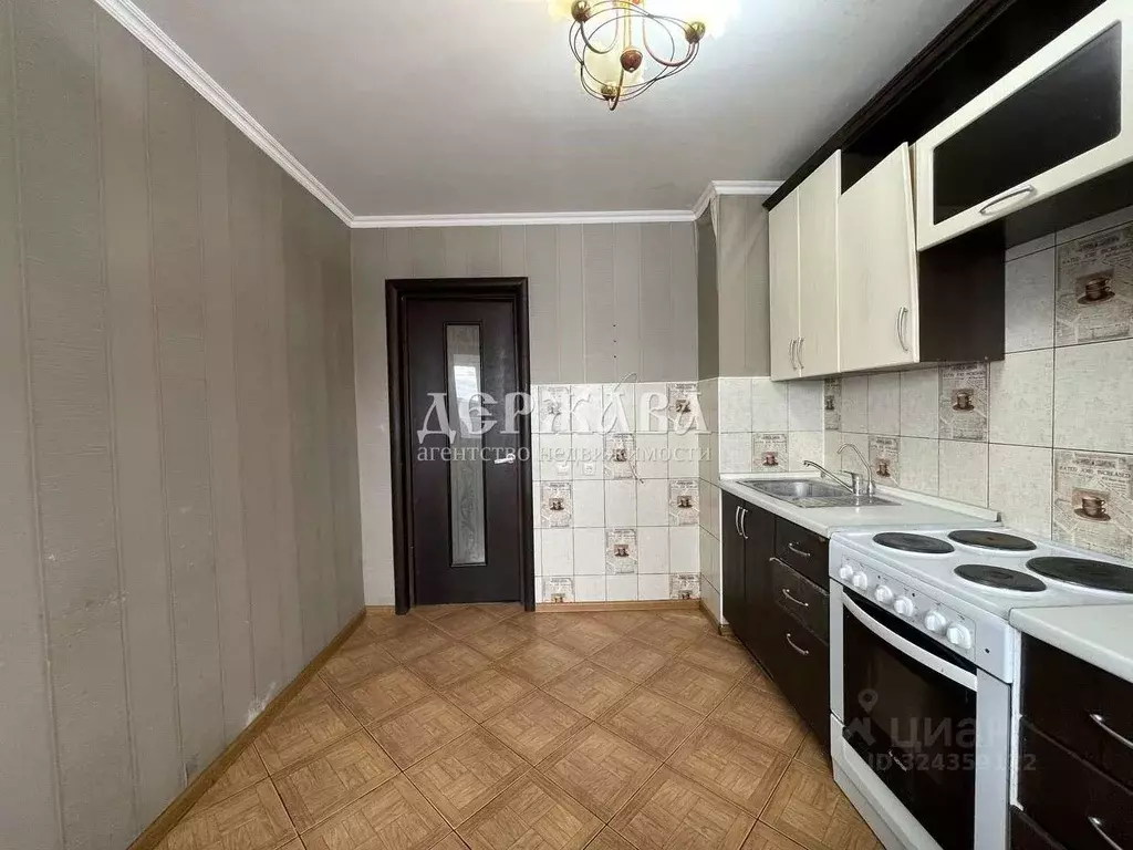 3-к кв. Белгородская область, Старый Оскол Королева мкр,  (65.0 м) - Фото 2