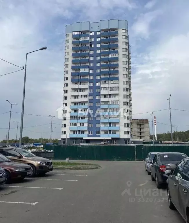 2-к кв. Московская область, Лобня ул. Колычева, 4 (58.0 м) - Фото 1