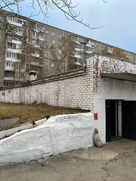 Помещение свободного назначения в Свердловская область, Екатеринбург ... - Фото 0