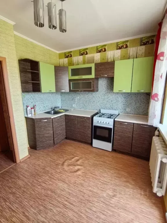 3-к кв. Псковская область, Псков Новгородская ул., 18 (65.0 м) - Фото 1