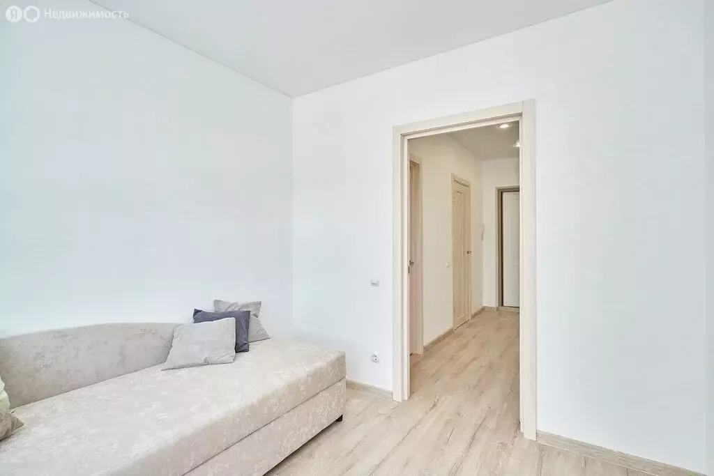 2-комнатная квартира: Тюмень, улица Василия Малкова, 12к1с1 (53 м) - Фото 0