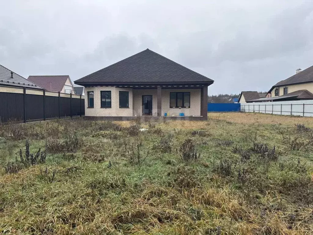 Дом в Белгородская область, Поселок Чернянка городское поселение, ... - Фото 1