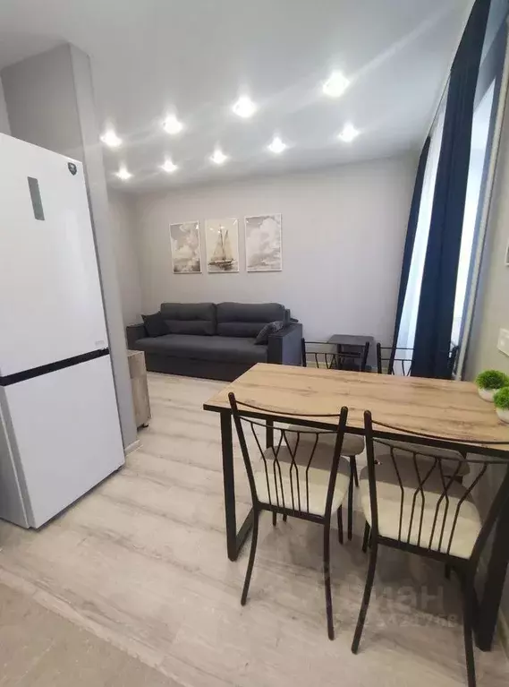 3-к кв. Крым, Симферополь ул. 60 лет Октября, 8 (70.0 м) - Фото 2