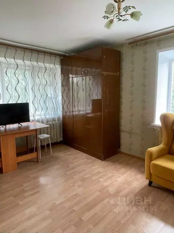 1-к кв. Свердловская область, Екатеринбург ул. Техническая, 40 (30.4 ... - Фото 1