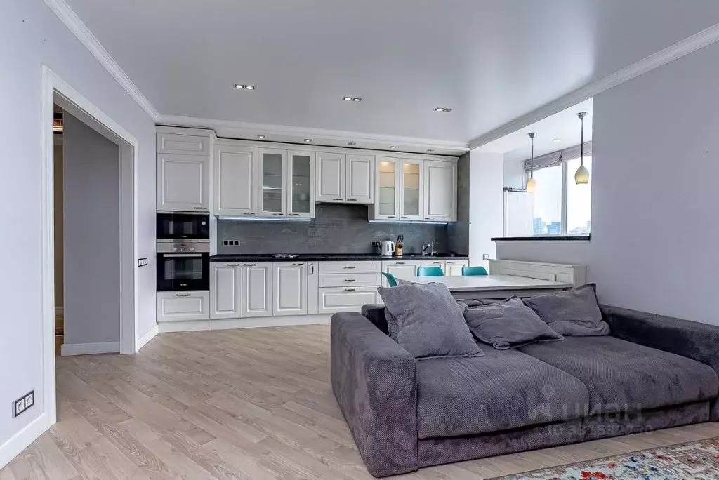 2-к кв. Санкт-Петербург ул. Репищева, 10к3 (66.3 м) - Фото 1